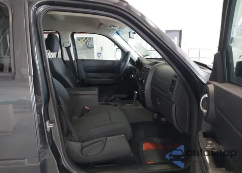 2011 Dodge Nitro Heat z USA, uszkodzony, nr VIN 1D4PT4GK2BW554289